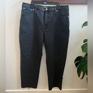 NWT Madewell, The Perfect Vintage Straight Jeans, Washed Black, size 33.